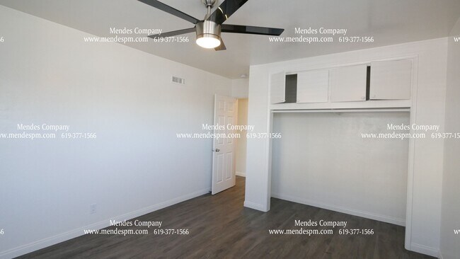 Building Photo - 5545 Mary Lane Dr