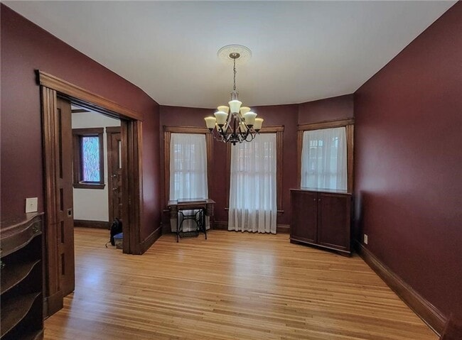 Building Photo - 44 Elmhurst St