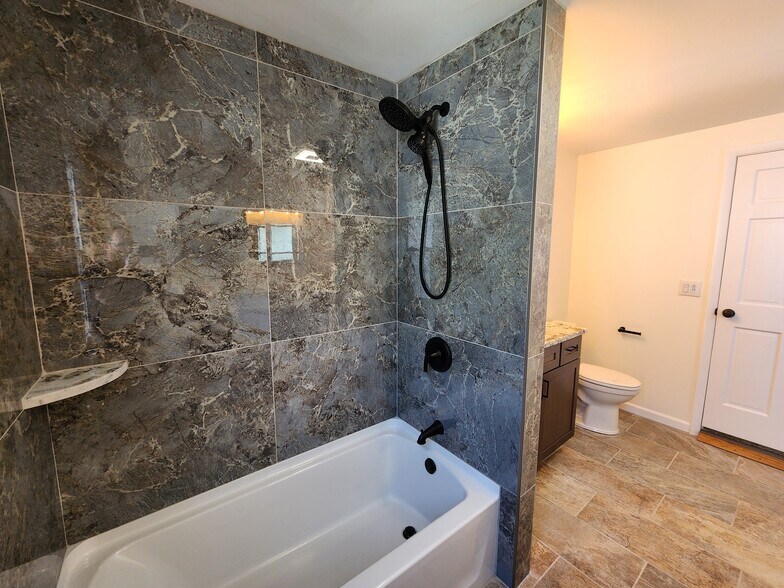 Building Photo - 262 Tennyson Ave