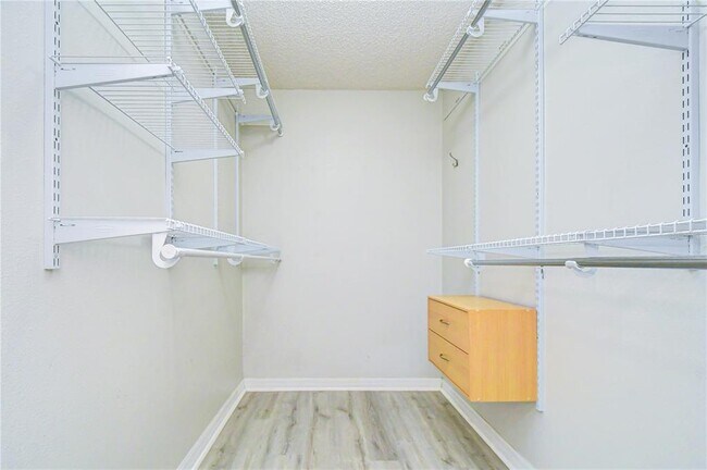 Building Photo - 1108 Dockside Dr