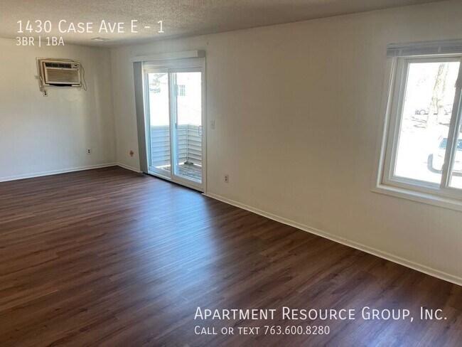 Building Photo - 1430 Case Ave E
