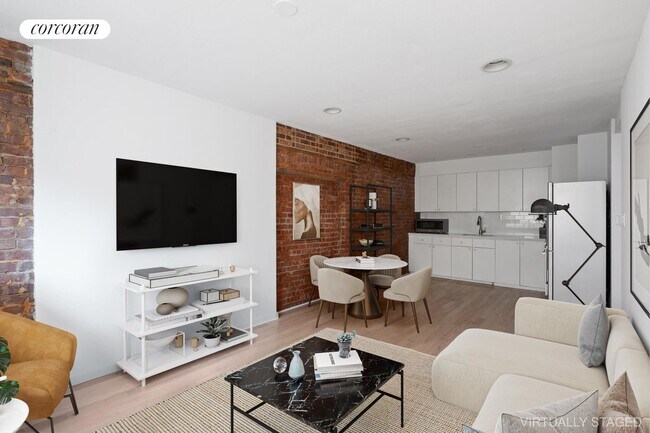 Building Photo - 41 Spring St