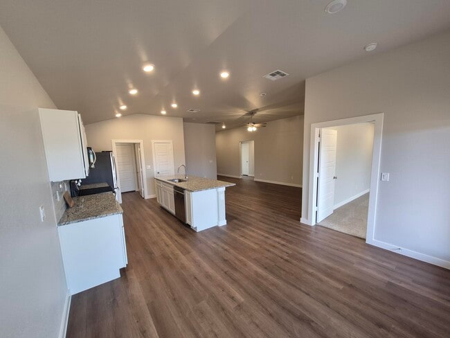 Building Photo - 7008 14th St