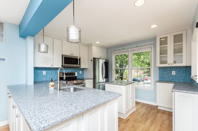 Building Photo - 2346 Horseferry Ct