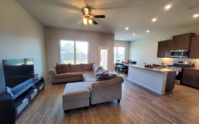 Building Photo - 24418 Hollow Gate Meadow Ct