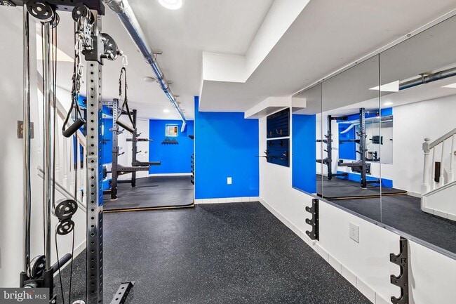 Building Photo - 2315 Eastern Ave