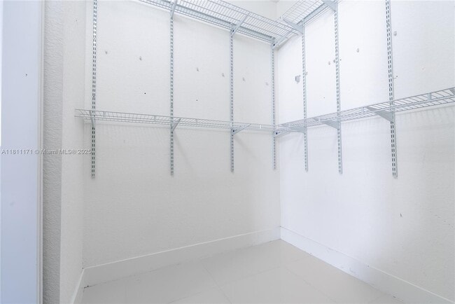 Building Photo - 481 SW 91st Ct