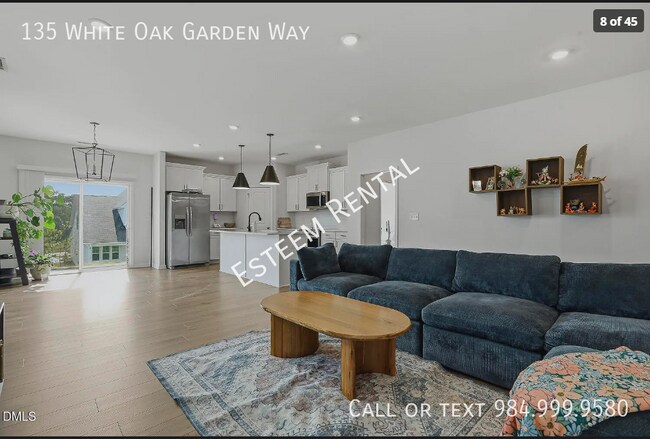 Building Photo - 135 White Oak Gdn Wy