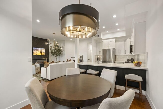 Building Photo - 8270 Hayden Rd