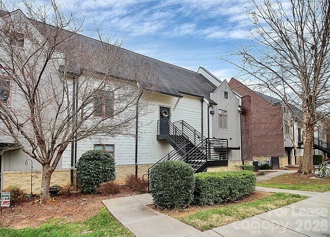 Building Photo - 752 Cotton Gin Alley