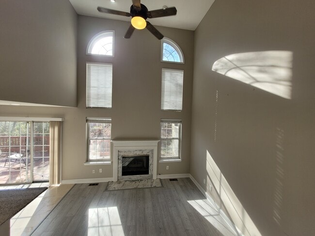 Building Photo - 512 Pimlico Way