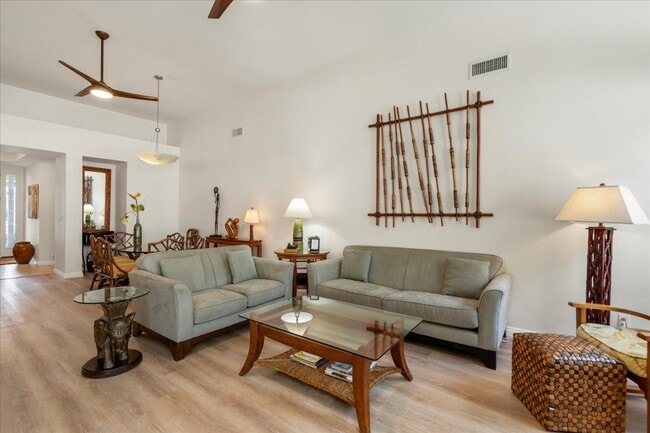 Building Photo - 67 Ahekolo St