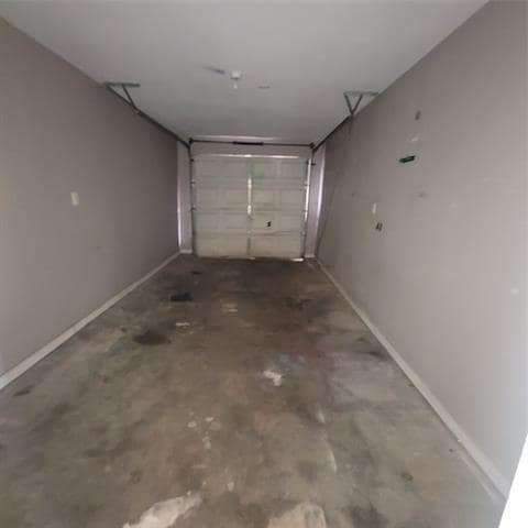 Building Photo - 438 Green Acres Dr