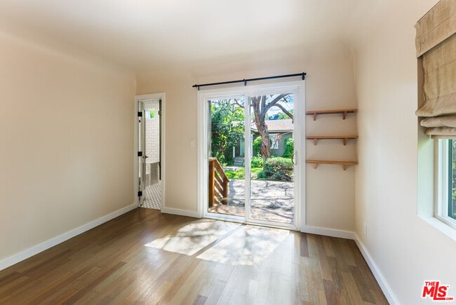 Building Photo - 6208 Hayes Ave