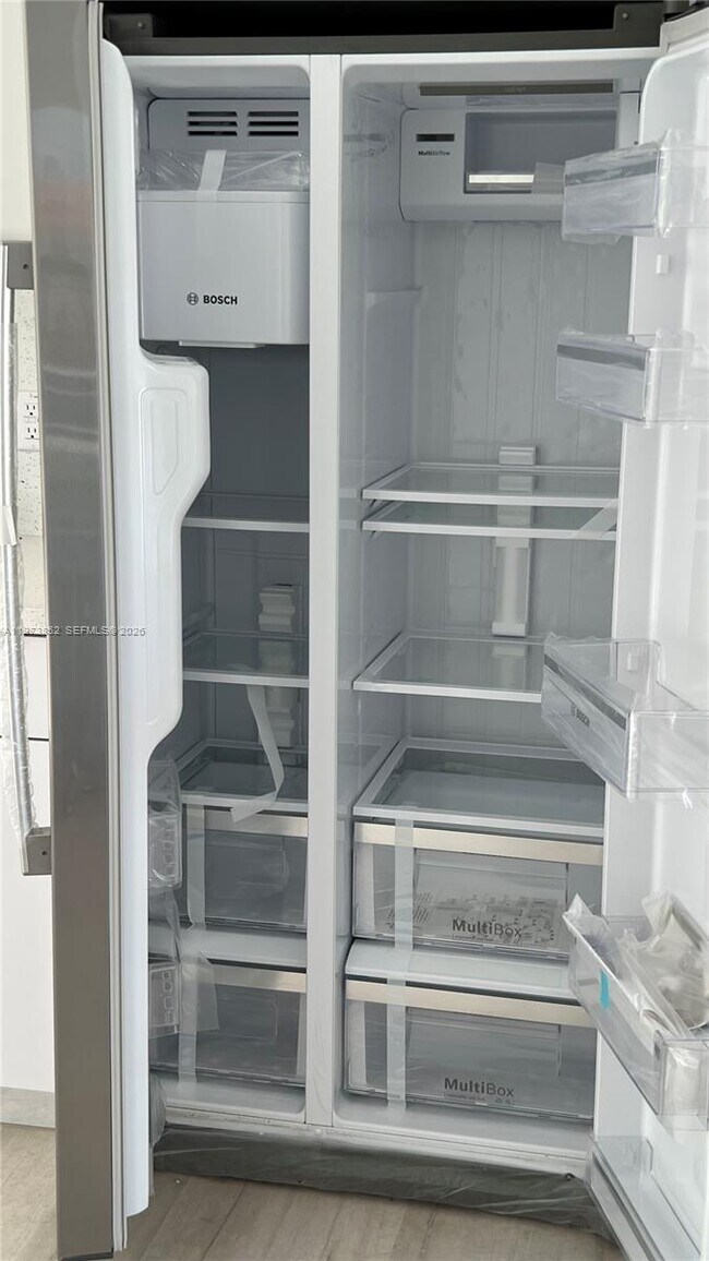 Building Photo - 2800 SW 25th St