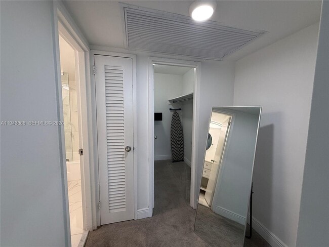 Building Photo - 5101 Collins Ave