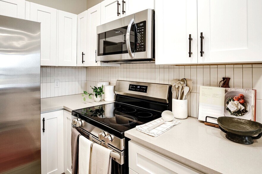 Building Photo - The Artisan at 39th