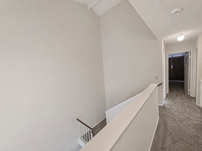 Building Photo - 3727 Mesa Oak Ln