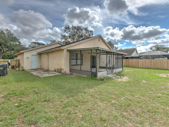 Building Photo - 1202 Windhorst Ridge Dr