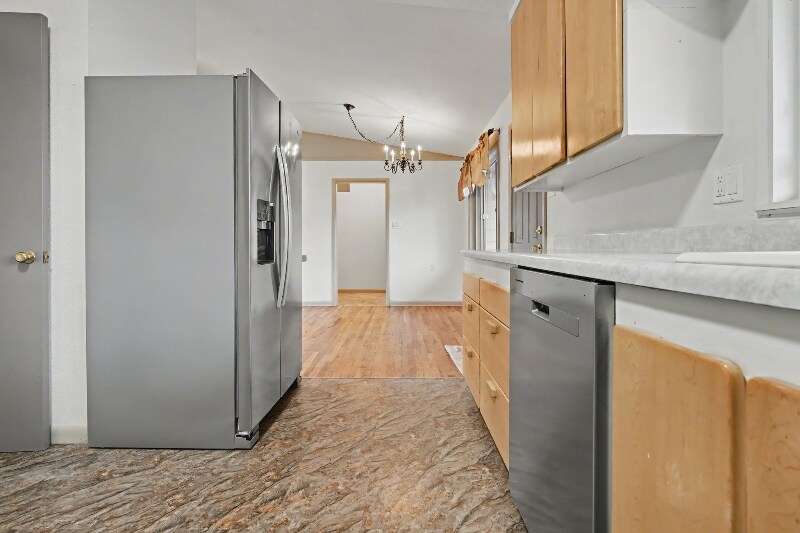 Building Photo - 450 Elm Ct