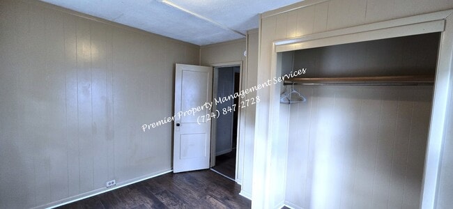 Building Photo - 76 2nd Ave