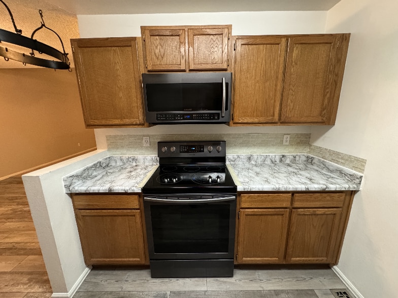 Building Photo - 4540 Borden Dr