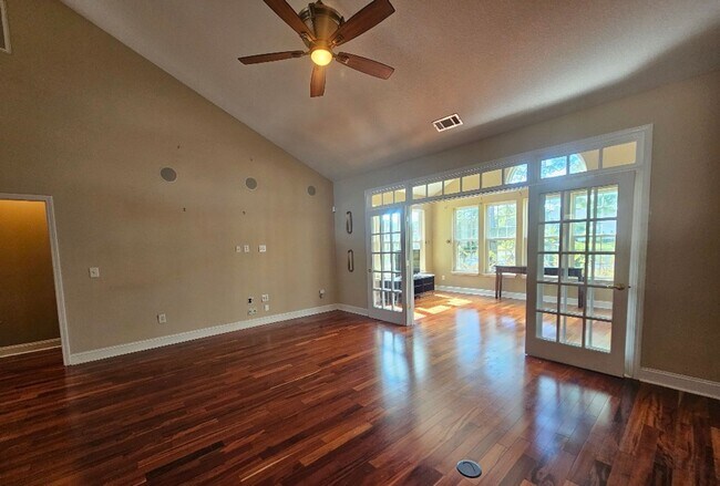 Building Photo - Waterford Plantation Home in Carolina Forest
