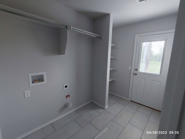 Building Photo - First Month Free!