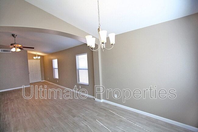 Building Photo - 11245 W Phillip Jacob Dr
