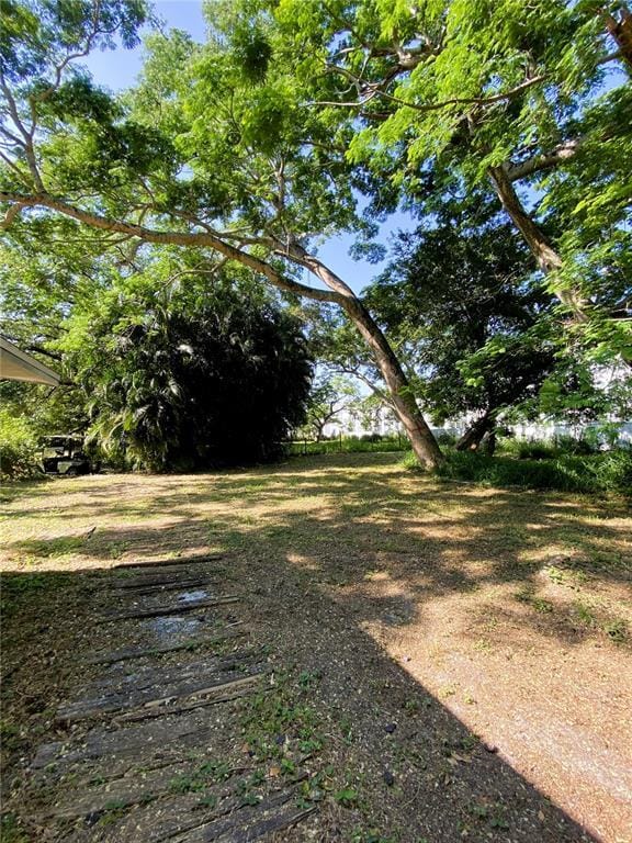 Building Photo - 5500 Lake Lizzie Dr