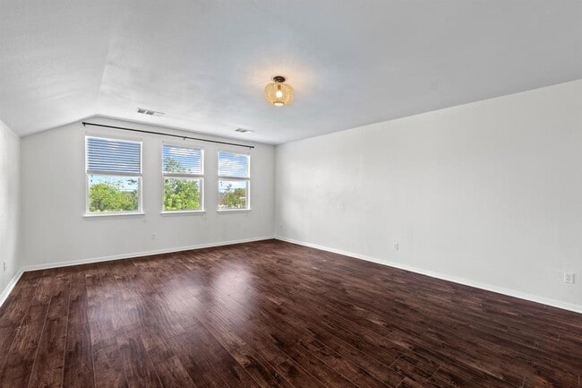 Building Photo - 7113 Cromarty Ln