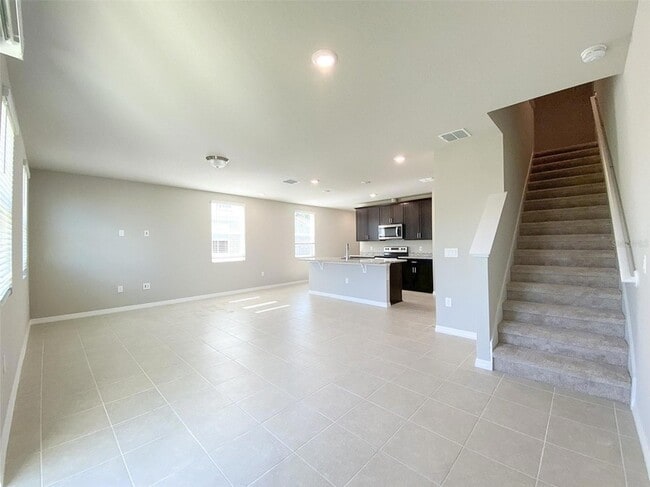 Building Photo - 773 Legacy Dr