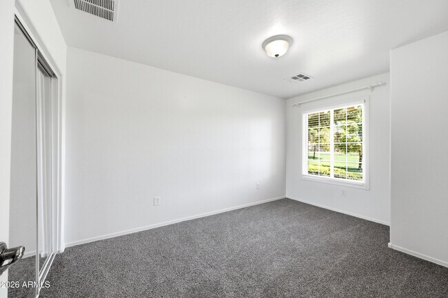Building Photo - 3691 E Leslie Dr