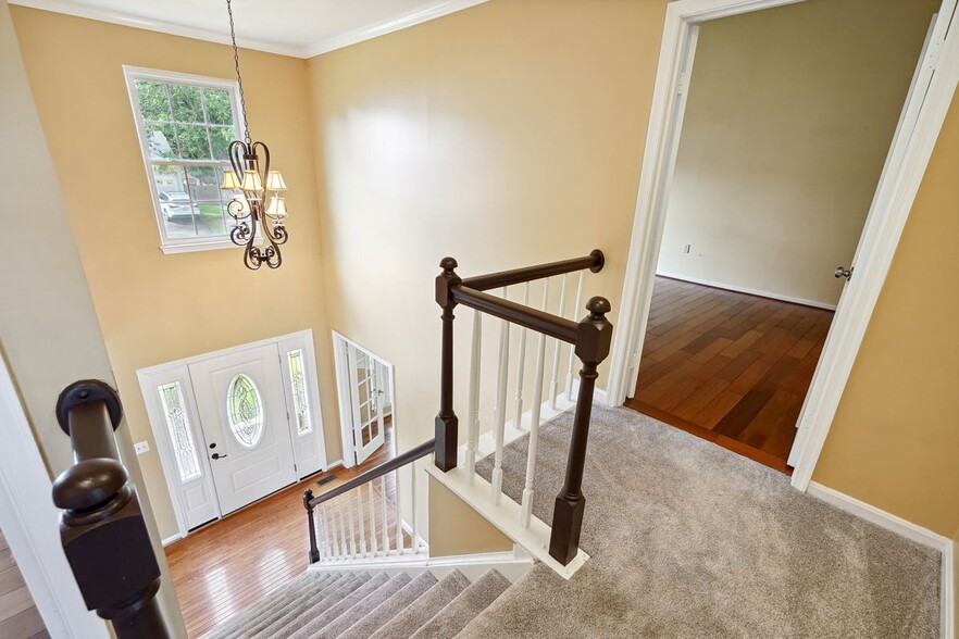 Building Photo - 5406 Lomax Way