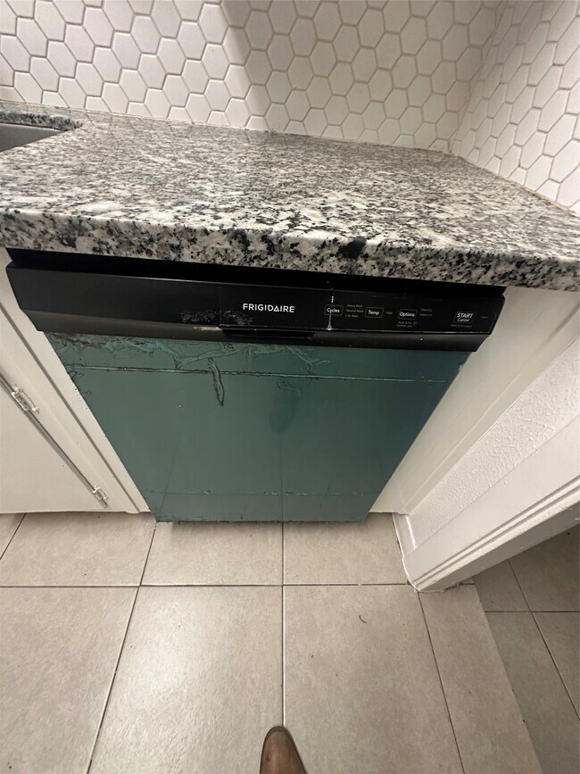 Building Photo - 3826 Botany Ln