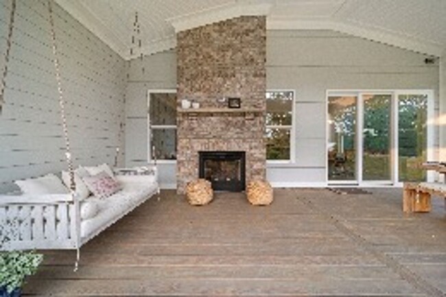 Building Photo - Modern Furnished Home in Briar Chapel - 4 ...