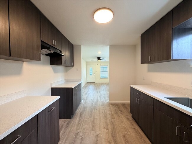 Building Photo - 5130 Engleford St