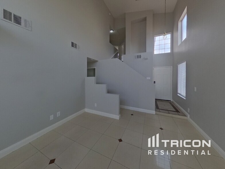 Building Photo - 3578 Tokyo Ct