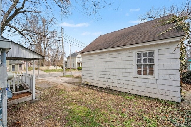Building Photo - 434 N Hamilton St