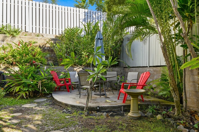 Building Photo - Kihei Manor