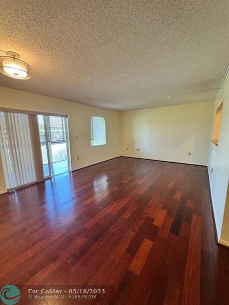 Building Photo - 4990 E Sabal Palm Blvd