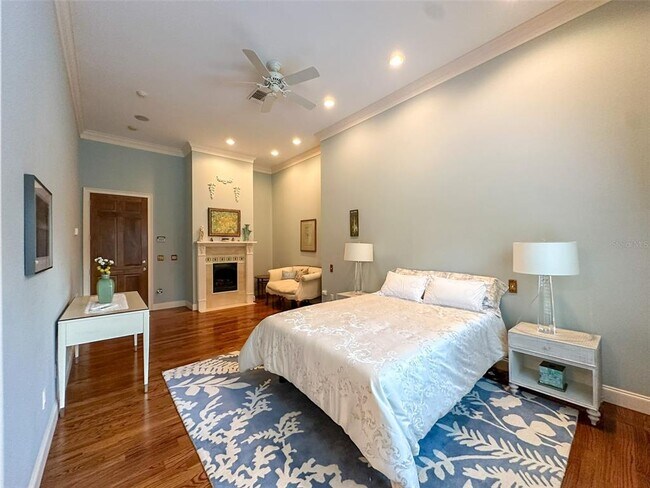 Building Photo - 6425 NW 202nd Pl