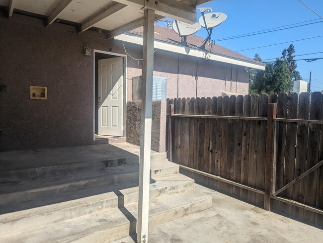 Building Photo - 6382 Los Robles Ave