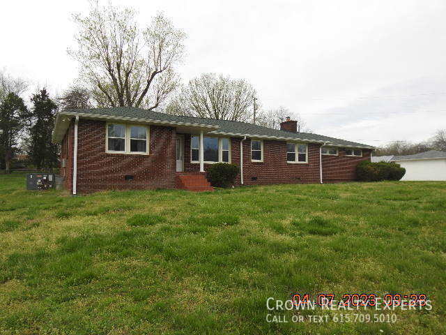 Building Photo - 2406 Mansker Drive