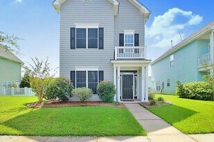 Building Photo - 111 Amaranth Ave