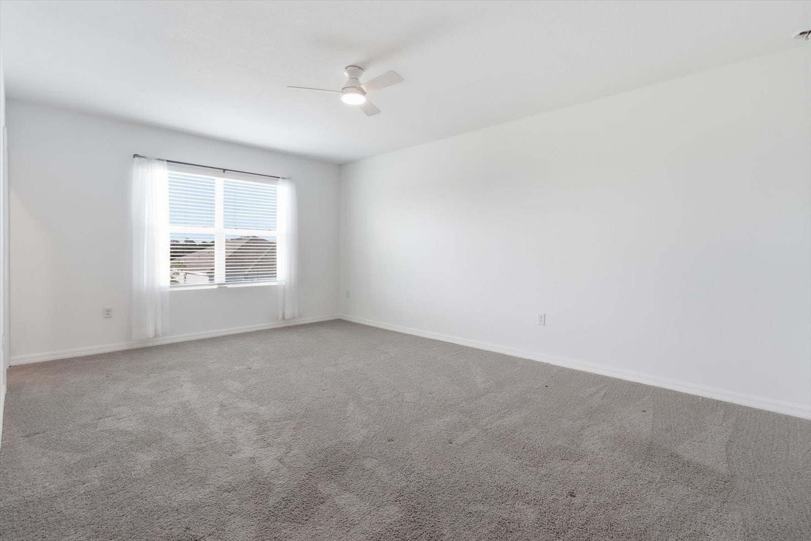 Building Photo - 35515 Mahwah Ave