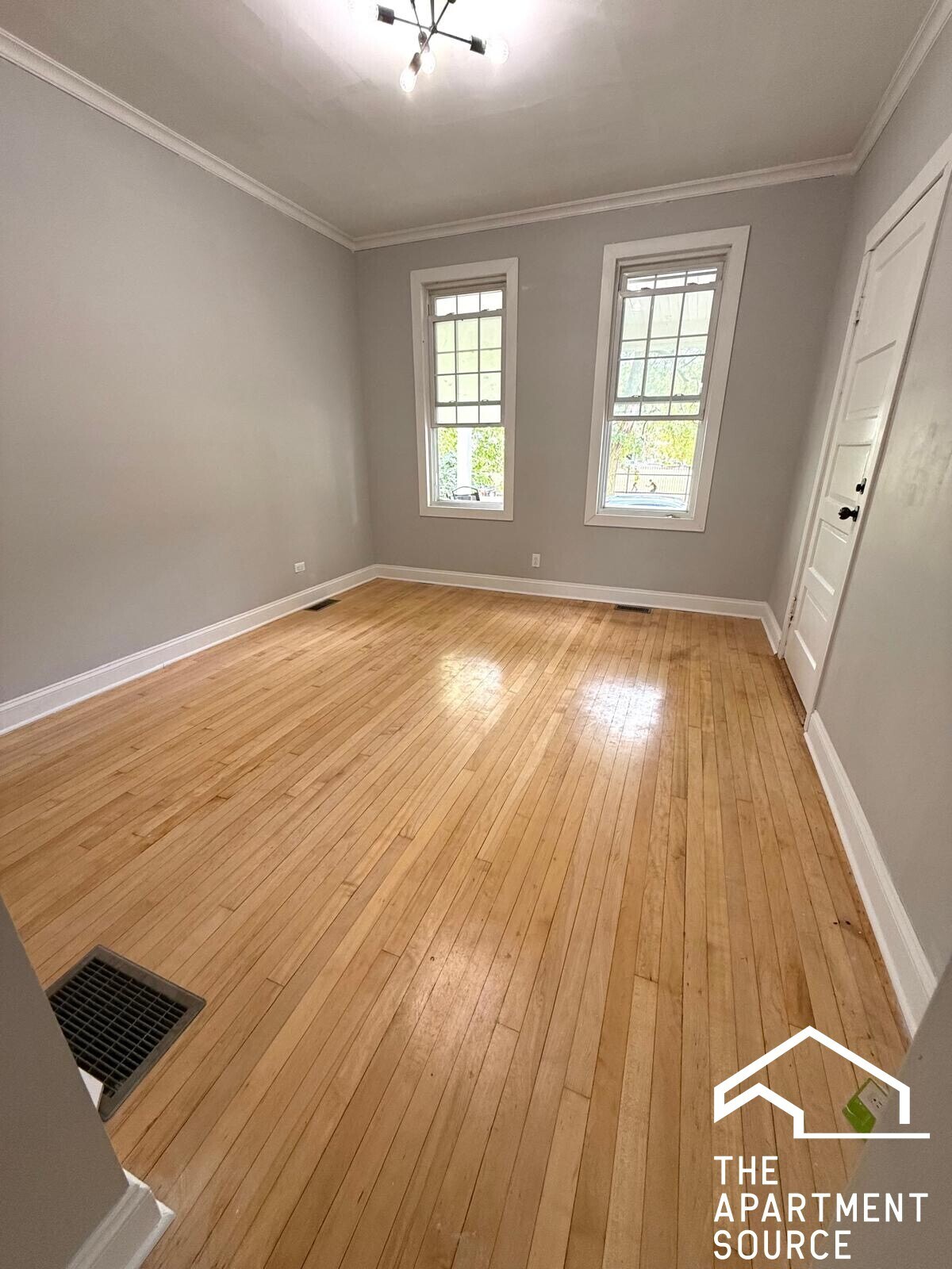 Building Photo - 3714 W Cortland St