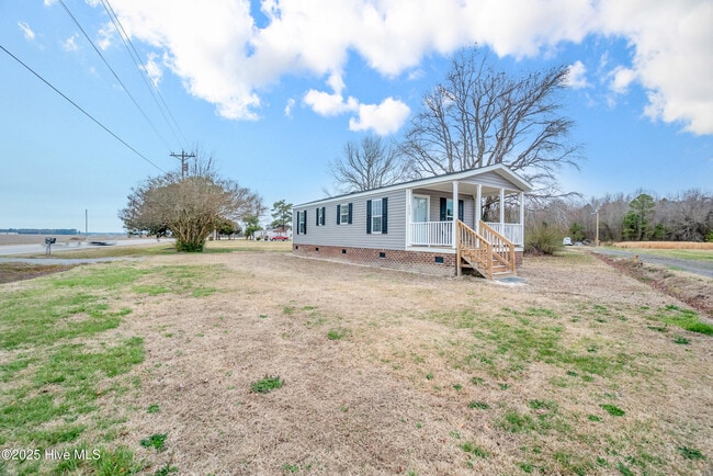Building Photo - 2446 Peartree Rd