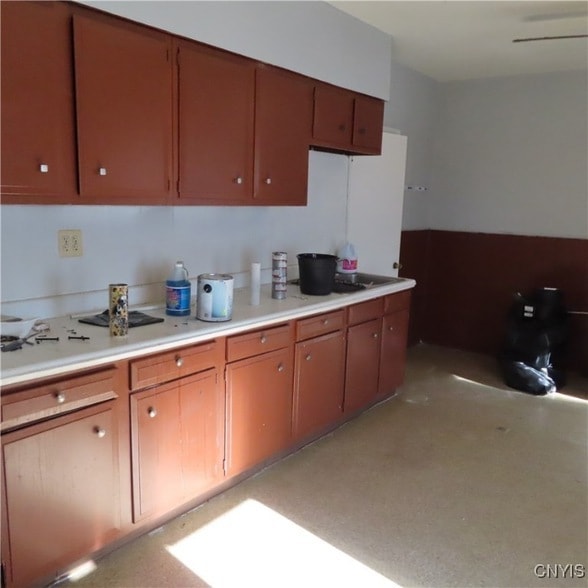 Building Photo - 540 Teall Ave