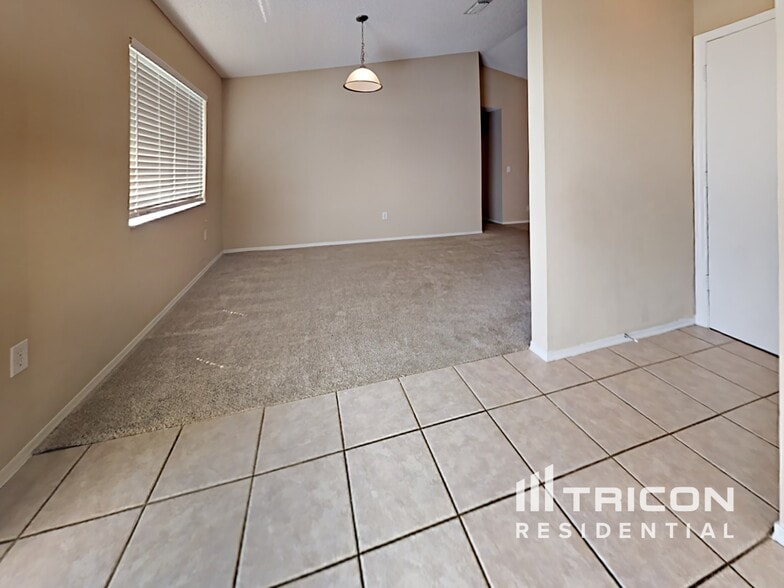 Building Photo - 4517 Country Hills Blvd